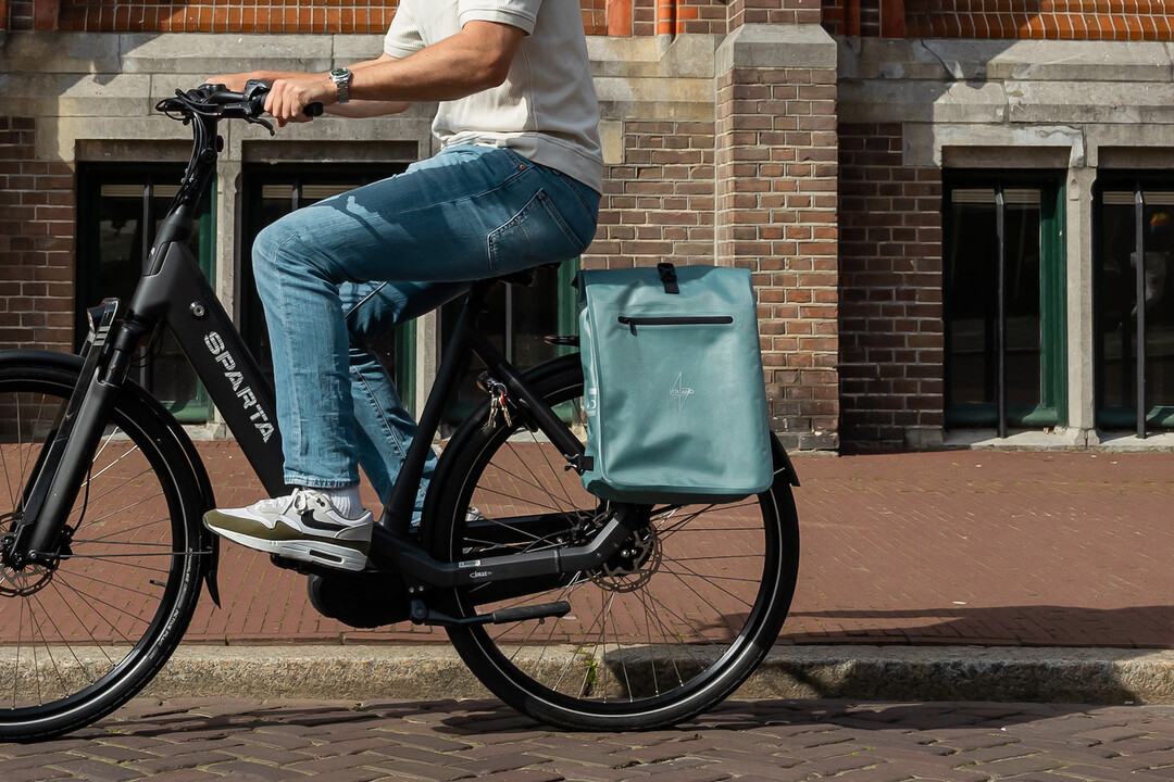 Voltano Luxe E-bike Fietstas / Rugtas - Ice Blauw - 28L - Laptopvak
