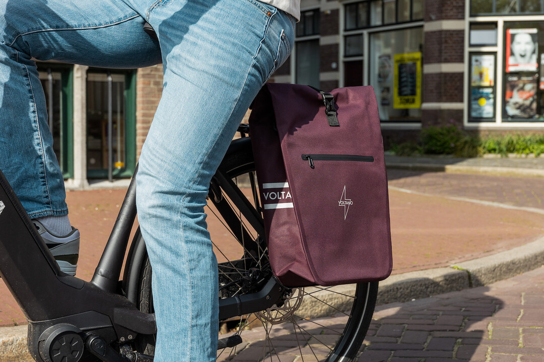 Voltano Luxe E-bike Fietstas 28L - Bordeaux Rood - Pakaftas Met Laptop Vak - 100% Waterdicht