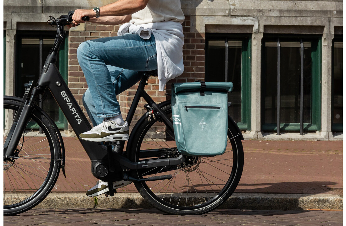 Voltano Luxe E-bike Fietstas 28L - Ice Blauw - Pakaftas Met Laptop Vak - 100% Waterdicht