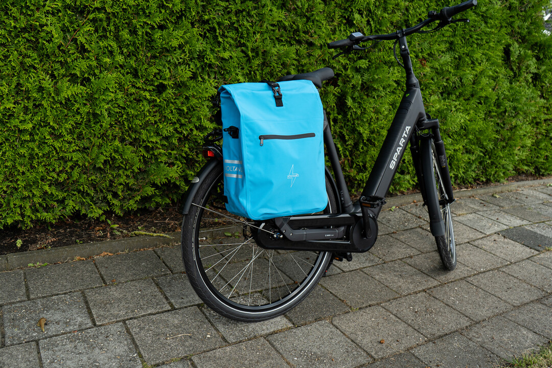 Voltano Luxe Fietstas / Rugtas 28L - Gletsjer Blauw - Enkele Pakaftas - 100% Waterdicht