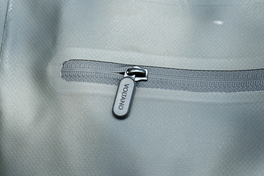 Voltano Luxe Fietstas / Rugtas 28L - Olijf Groen - Enkele Pakaftas - 100% Waterdicht