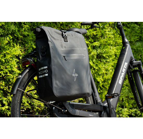 Voltano Luxe Fietstas / Rugtas 28L - Zwart - Enkele Pakaftas - 100% Waterdicht