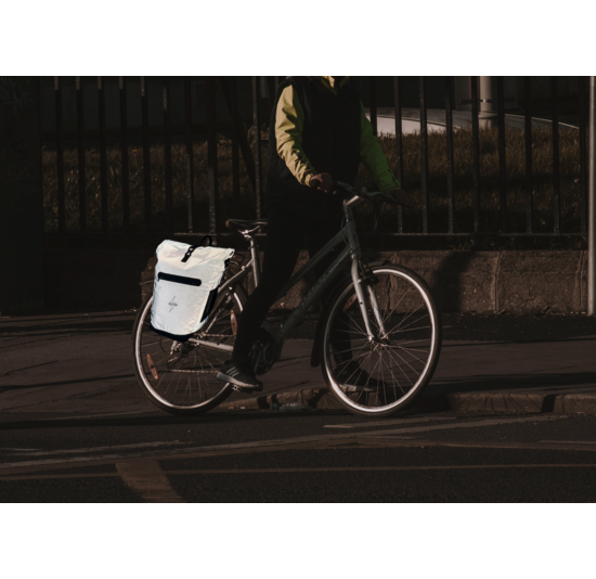 Voltano Luxe E-bike Fietstas 28L Special Edition - Reflecterend - Pakaftas Met Laptop vak - 100% Waterdicht