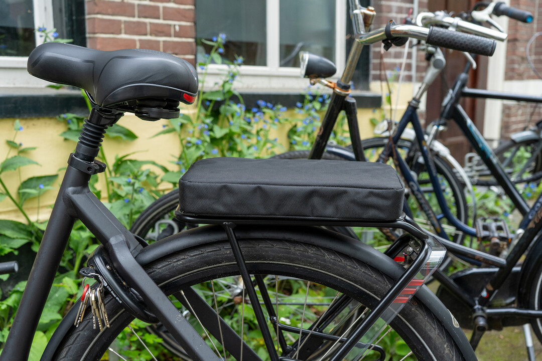 Voltano Fietskussen / Bagagedragerkussen - Extra dik 5 CM - Zwart