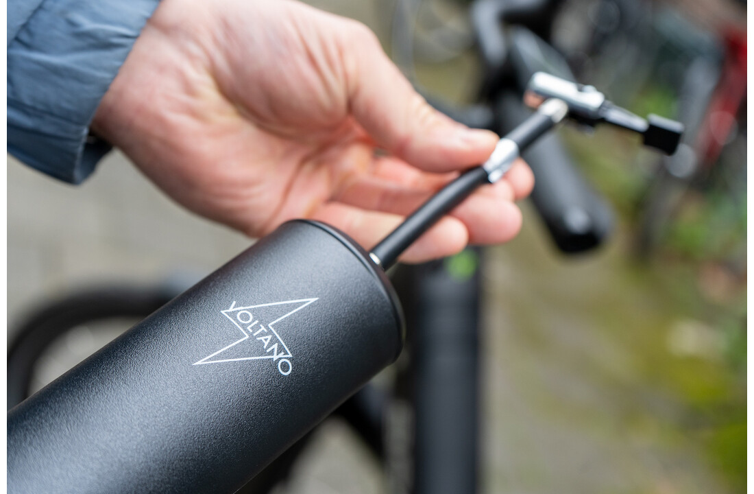 Voltano Draadloze Elektrische Fietspomp - Fietsbanden / Autobanden Pomp - 12V Luchtcompressor - Zaklamp Functie