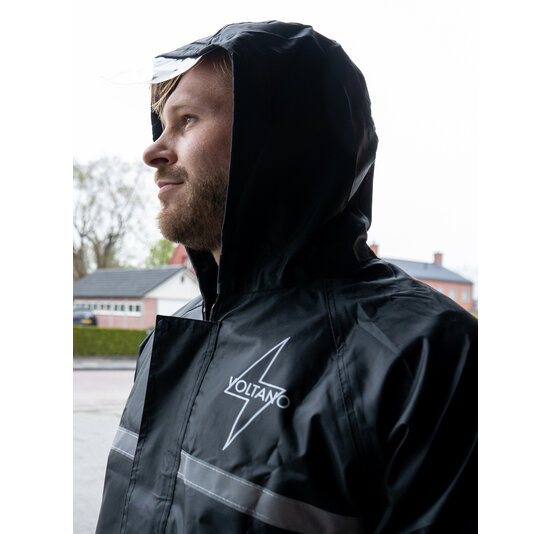 Voltano Regenpak Met Capuchon - Zwart - Inclusief Draagtas
