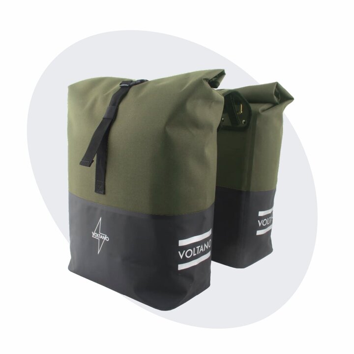 Voltano Dubbele Fietstas Rolltop Reflective Special Edition - Zwart / Olijfgroen  - 50 Liter - 100% Waterdicht