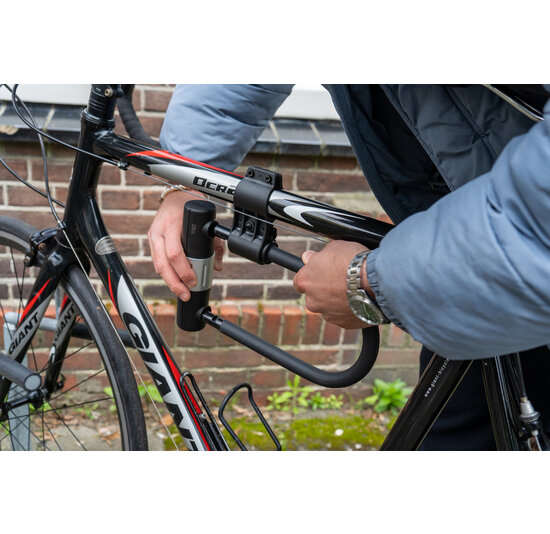 Voltano Beugelslot ART4 - Zwart - Gratis Framehouder - 180 x 320 MM