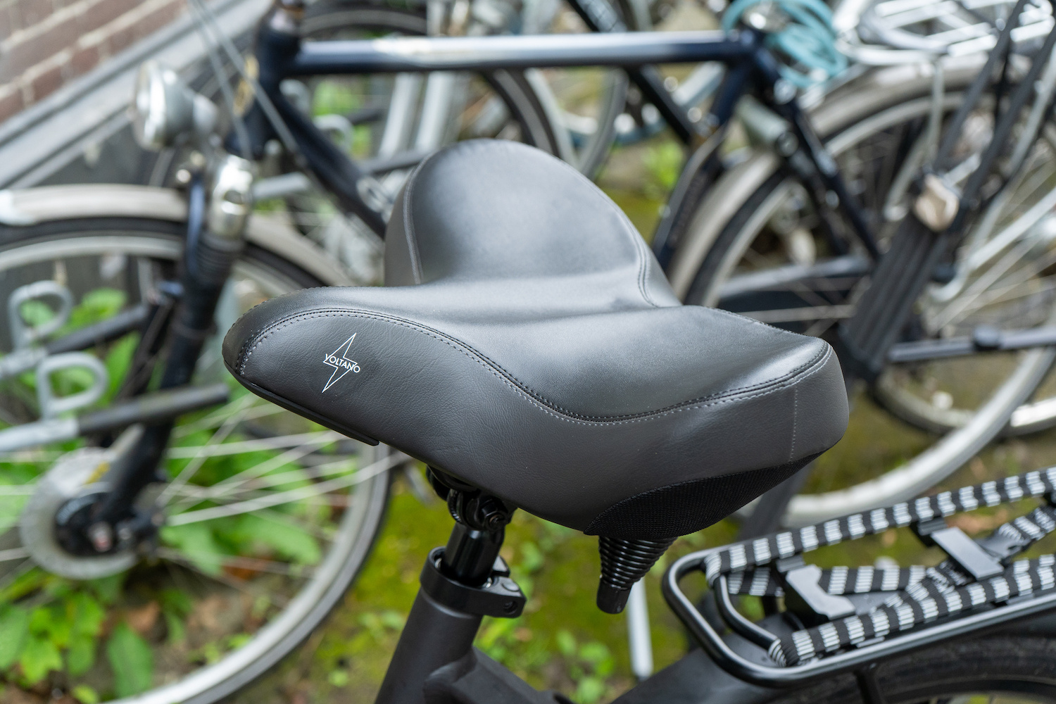 Voltano City XXXL Fietszadel - Unisex - Extra Breed Fietszadel - Zwart