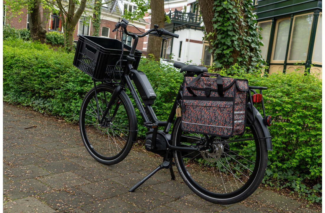 Voltano Voorgevormde Enkele Fietstas / Pakaftas - Crimson Leaf - 17L