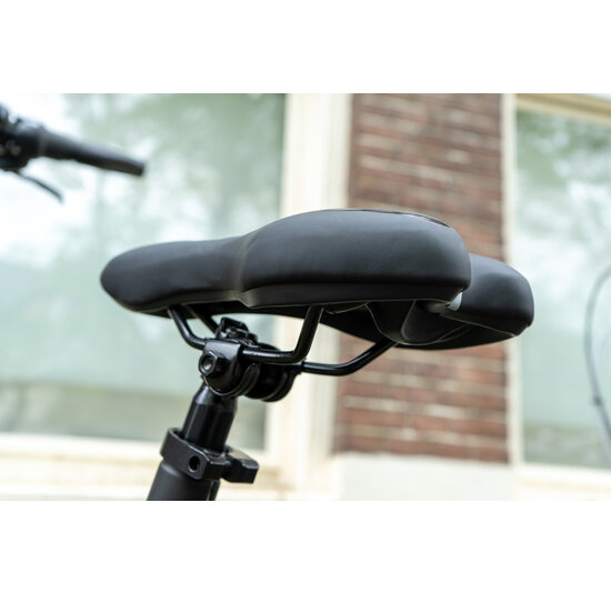 Voltano Gel Fietszadel Met Uitsparing - Zwart - Trekking - Incl. Zadelstrop - Unisex