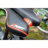 Voltano Sport Fietszadel – Zwart / Rood - Gel - Trekking Zadel