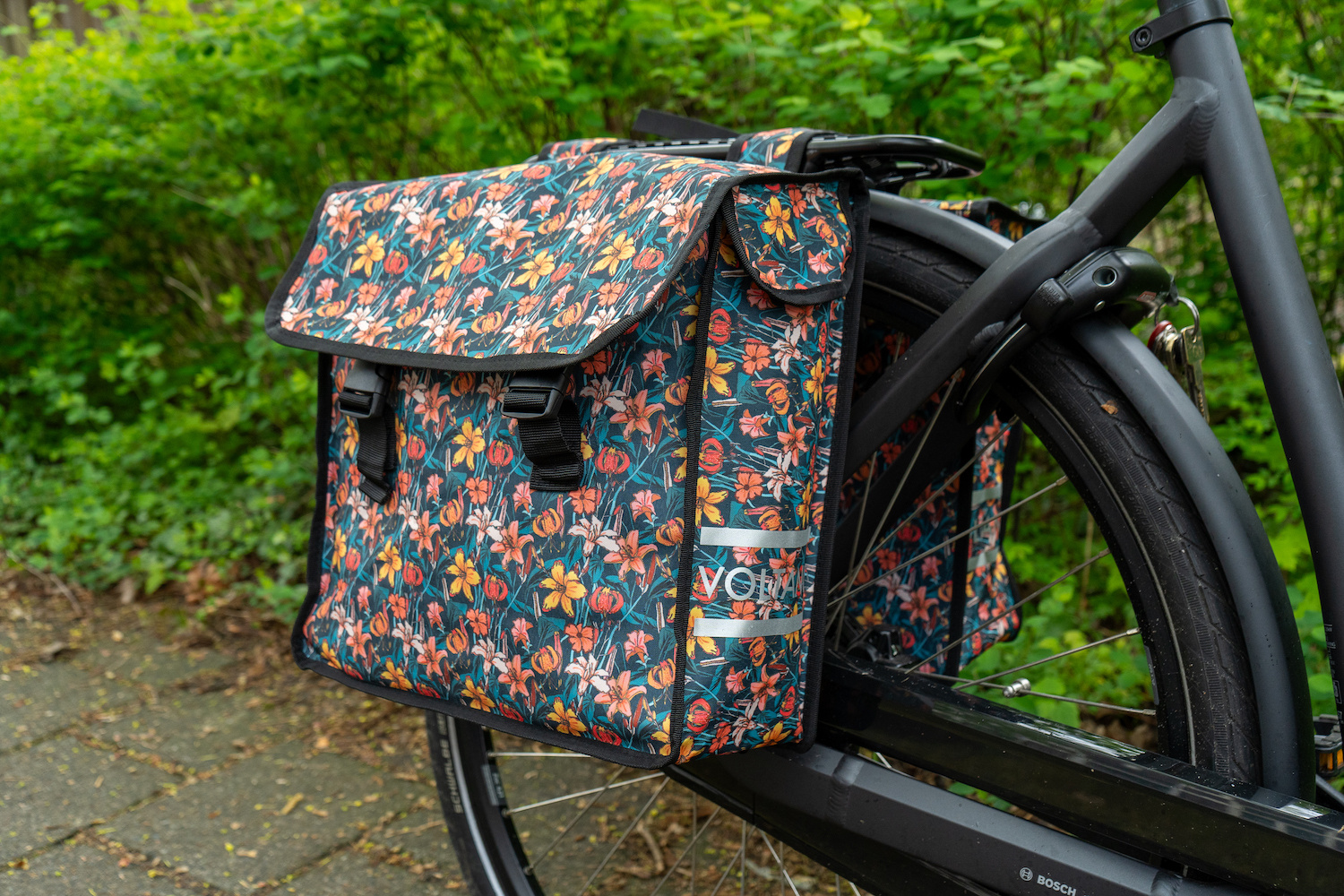 Voltano Dubbele Fietstas Floral Fiesta - 38 Liter - Waterdicht Polyester