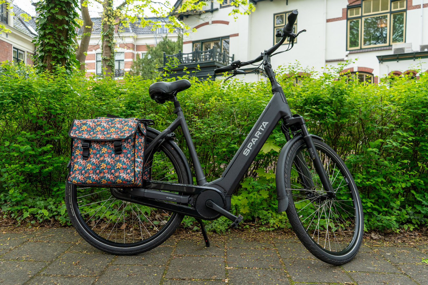 Voltano Dubbele Fietstas Floral Fiesta - 38 Liter - Waterdicht Polyester