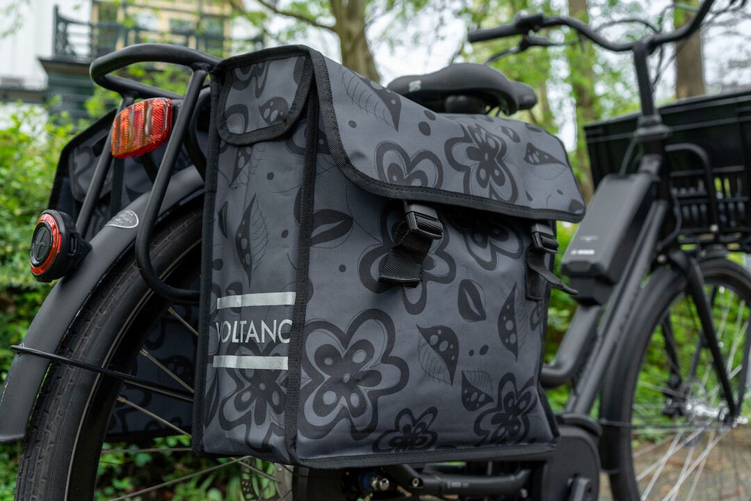 Voltano Dubbele Fietstas Floral Fusion - Grijs Met Bloemen - 38 Liter - Waterdicht Polyester