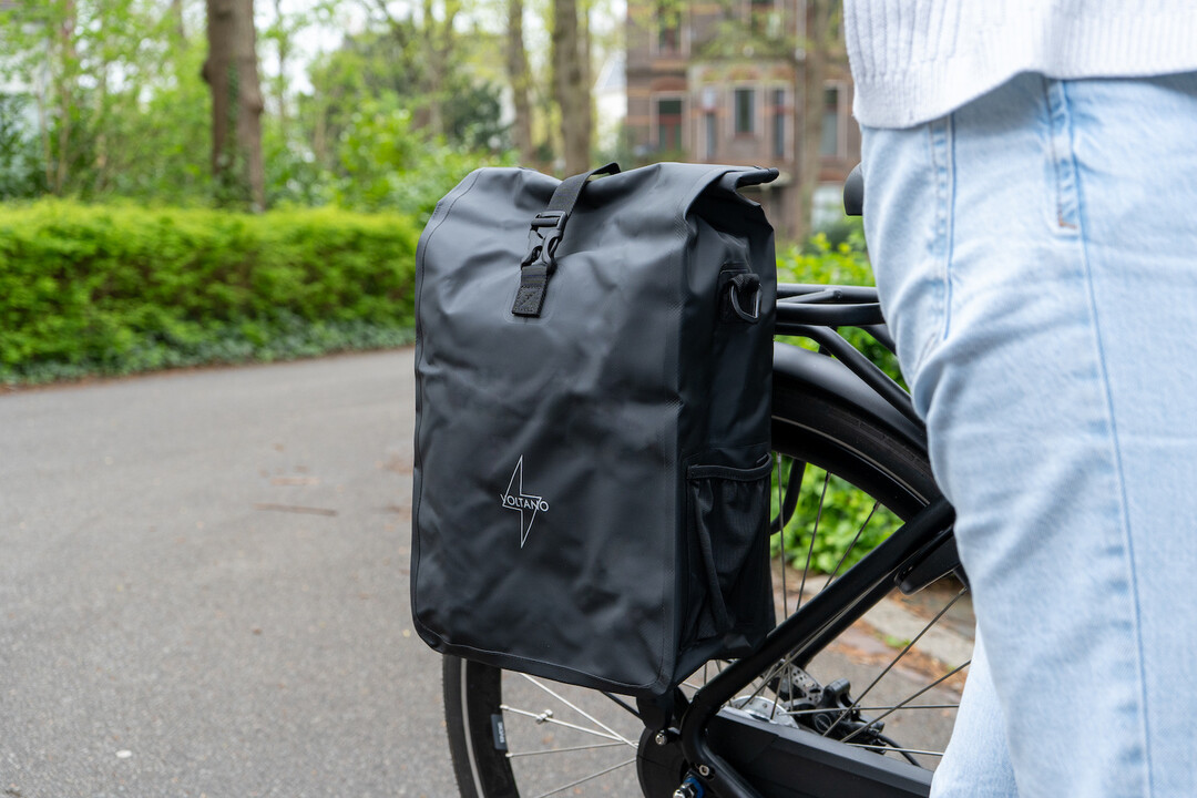 Voltano Fietstas 16L - Zwart - Enkele Pakaftas - 100% Waterdicht