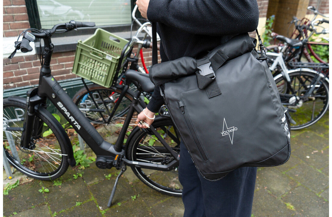 Voltano Journey Luxe Fietstas 28L - Zwart - Laptopvak - Enkele Pakaftas
