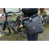 Voltano Journey Luxe Fietstas 28L - Zwart - Laptopvak - Enkele Pakaftas