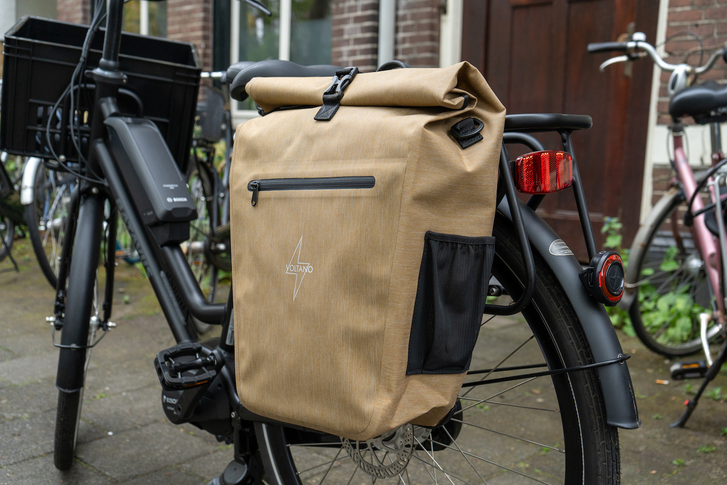 Voltano Luxe E-bike Fietstas 28L - Beige - Pakaftas Met Laptop vak - 100% Waterdicht