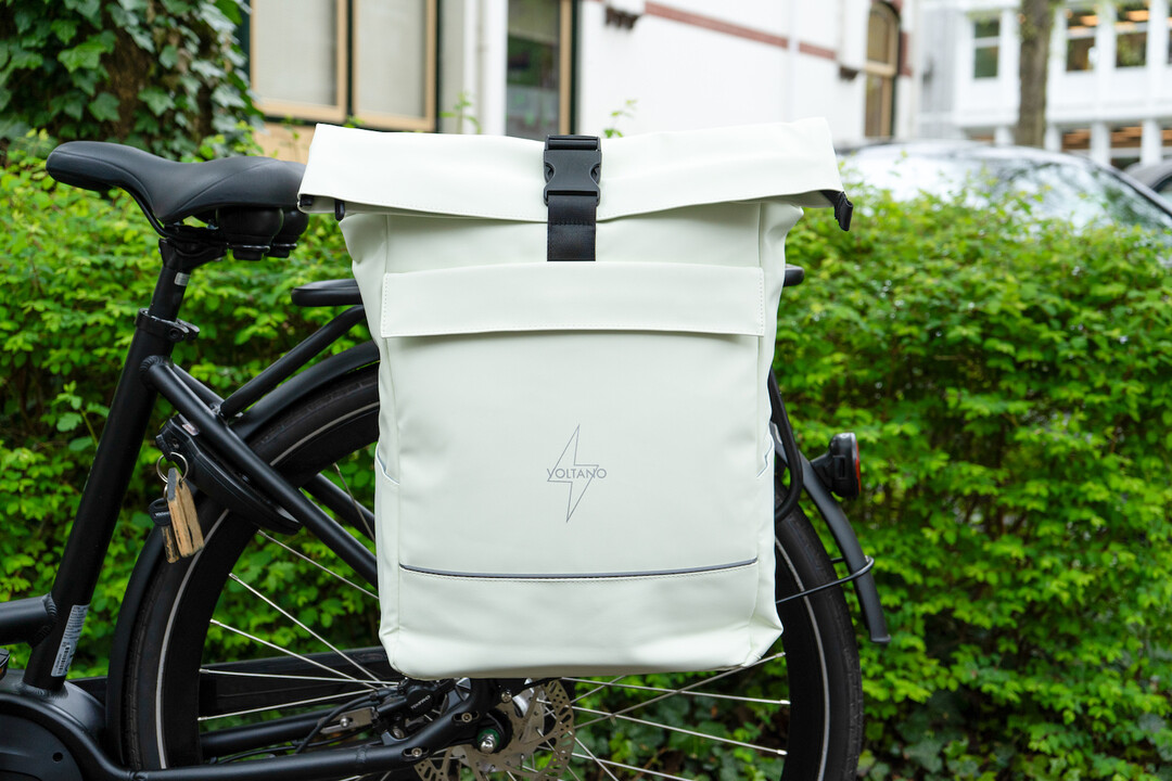 Voltano Luxe E-bike Rolltop Fietstas / Rugtas 28L - Crème - Enkele Pakaftas - 100% Waterdicht