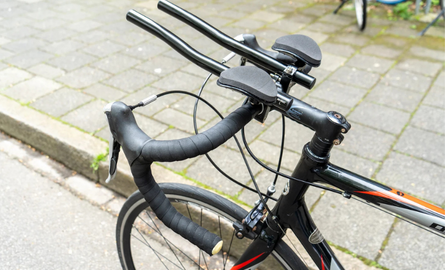 Opzetstuur of verstelbare stuurpen: zo fiets je comfortabeler