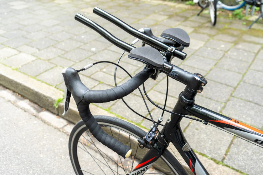 Opzetstuur of verstelbare stuurpen: zo fiets je comfortabeler