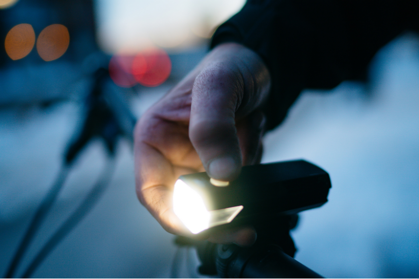 Fietsverlichting voor zichtbaarheid in het donker