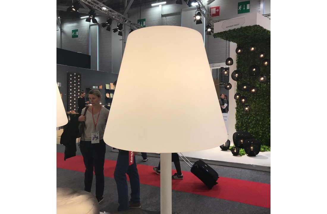 Edison the Giant Lamp - antracite