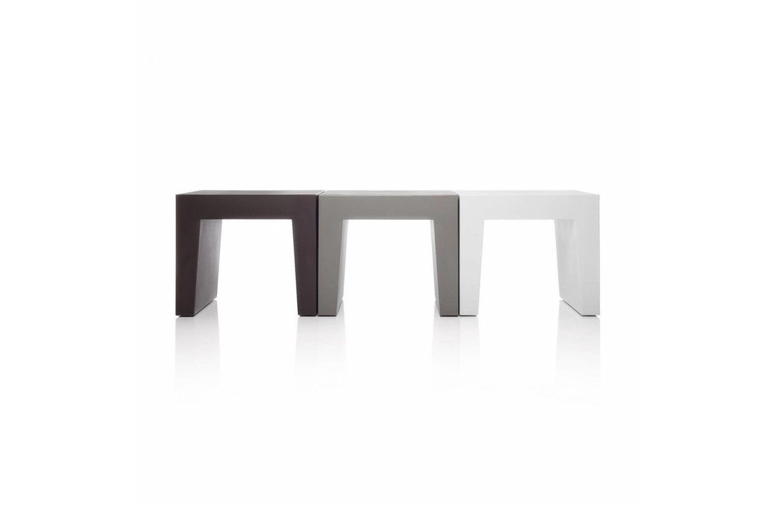 Concrete Seat Wit