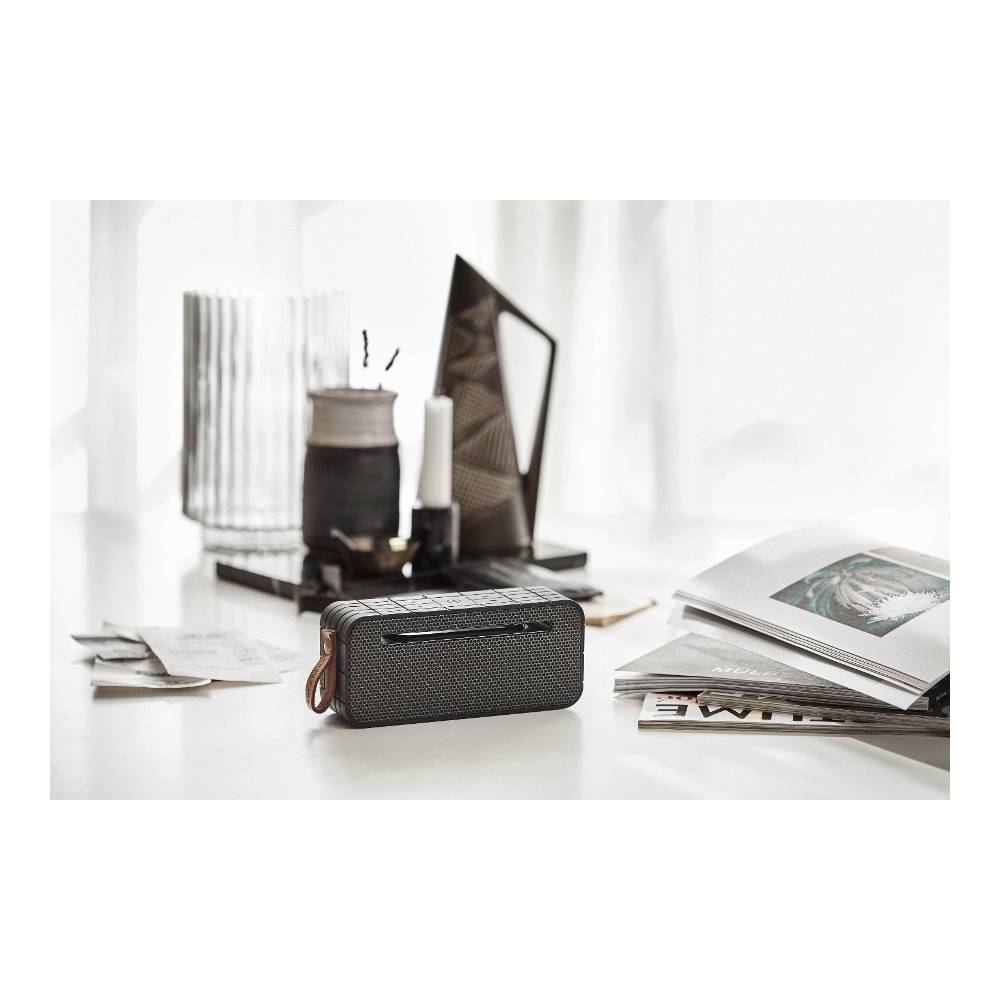 aMove | the Black Edition