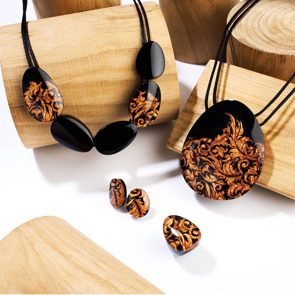 Collier Q5 Noir | Brocade