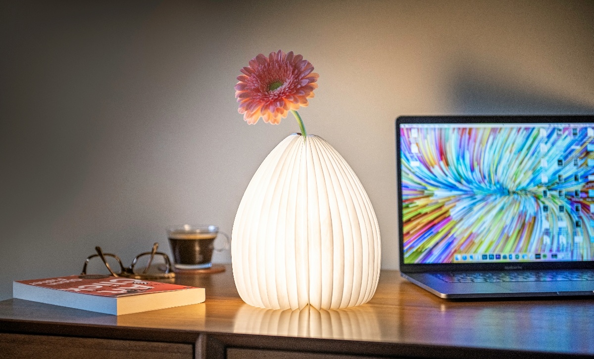 Gingko Smart Vase Light | Bamboo