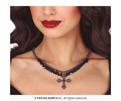 Collier Zwarte Diamantjes + Kruisje