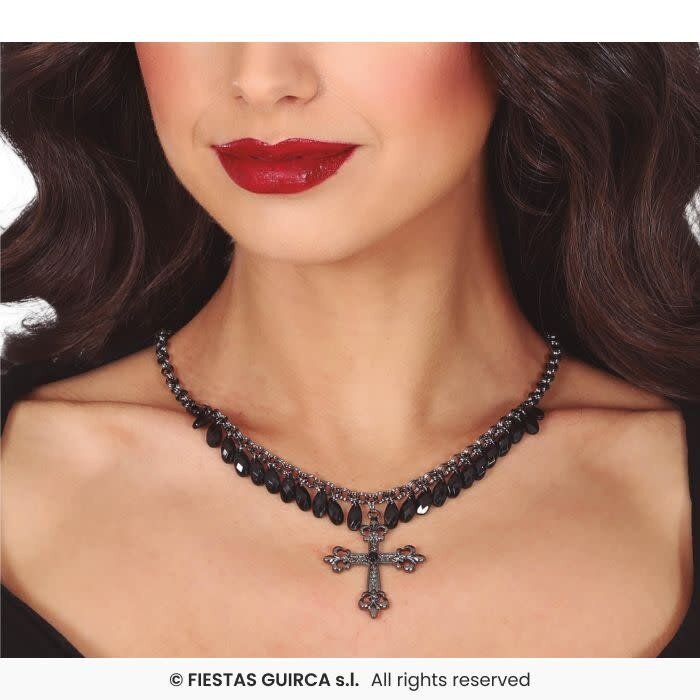 Collier Zwarte Diamantjes + Kruisje