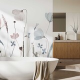 Bloemen behang Watercolor Blossom, wit, afwasbaar Bloemen behang Watercolor Blossom, wit, afwasbaar