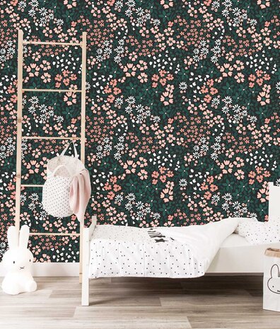 Kinderbehang bloemen Floral Whispers, afwasbaar Kinderbehang bloemen Floral Whispers, afwasbaar