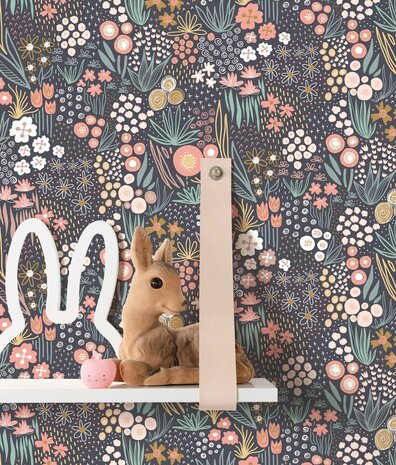 Kindertapete Charming Botanical Delight, waschbar Kindertapete Charming Botanical Delight, waschbar