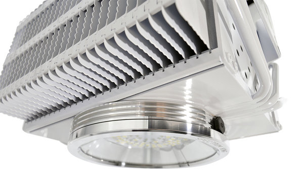 Spectrum King SK 402+ 120˚ White 460w + Dimmer Spectrum King SK 402+ 120˚ White 460w + Dimmer
