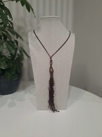 Elegante bruine ketting met touwtjes