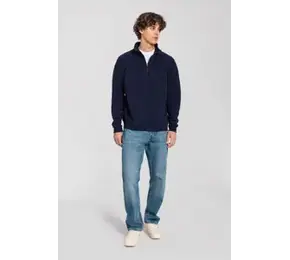 Fruit of the Loom Iconic Premium Zip Neck Sweater