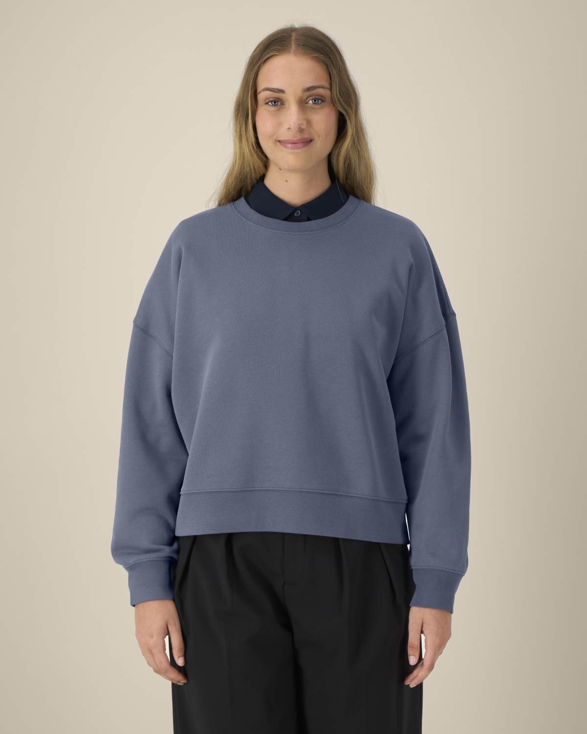 Women's Iconic crewneck sweatshirt STSW212