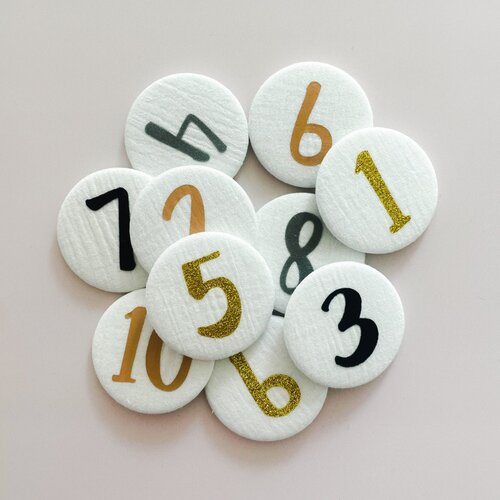 Liezelijn set A van 4 cijferbuttons - grijs- tetra Liezelijn set A van 4 cijferbuttons - grijs- tetra