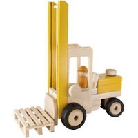 Grote houten heftruck