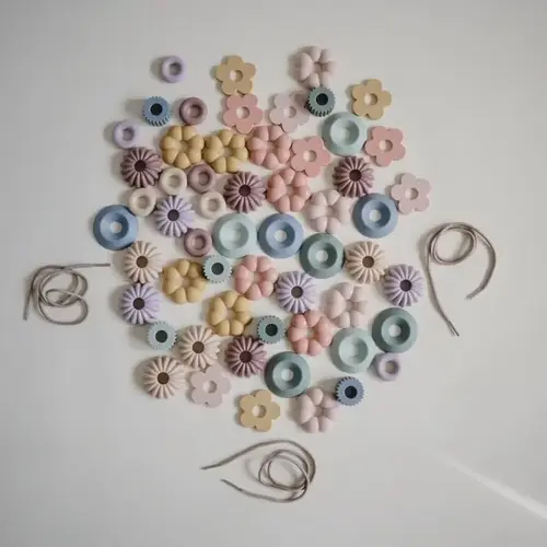 Mushie MUSHIE - BEAD LACING TOY SET Mushie MUSHIE - BEAD LACING TOY SET