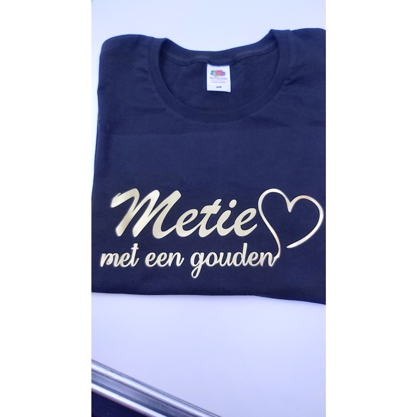 PuNa Cadeau T-shirt Navy 'Metie met een gouden hart'