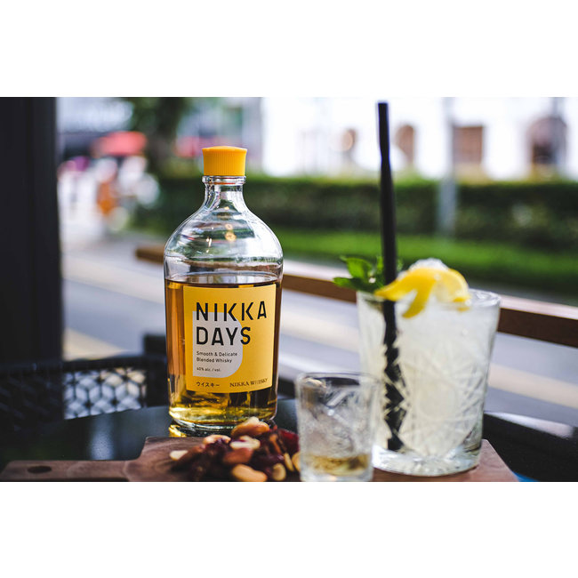 Nikka Days 70cl + Giftbox