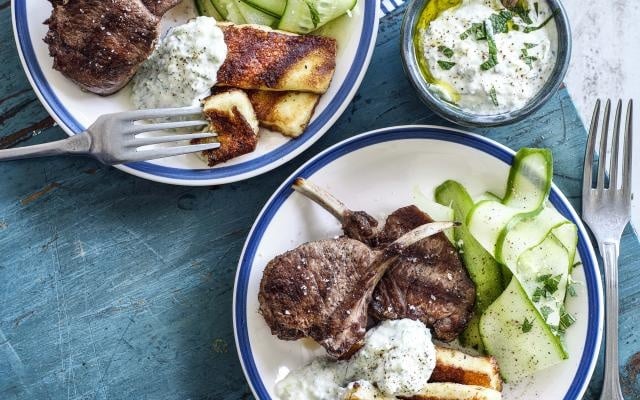 Recept #62 Lamskoteletjes met Munt-Yoghurtsaus en Lentegroenten