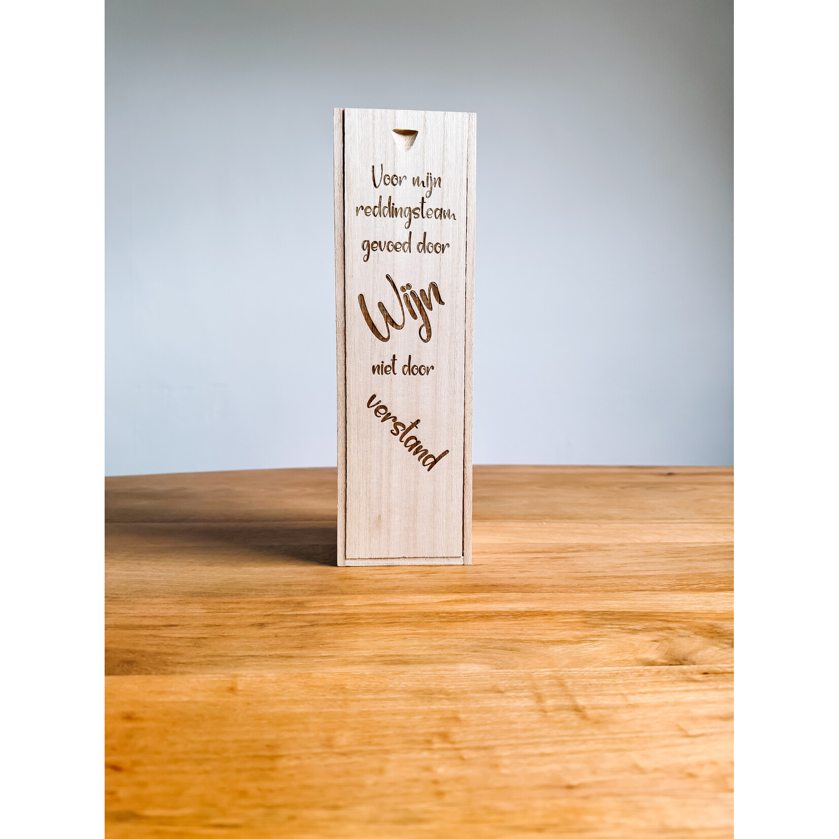 studio Imke Houten wijnkist – “Voor mijn reddingsteam”