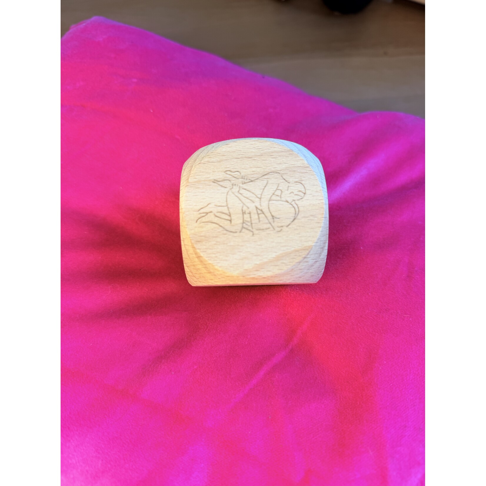 studio Imke Houten liefdes dobbelsteen – speels & intiem voor koppels