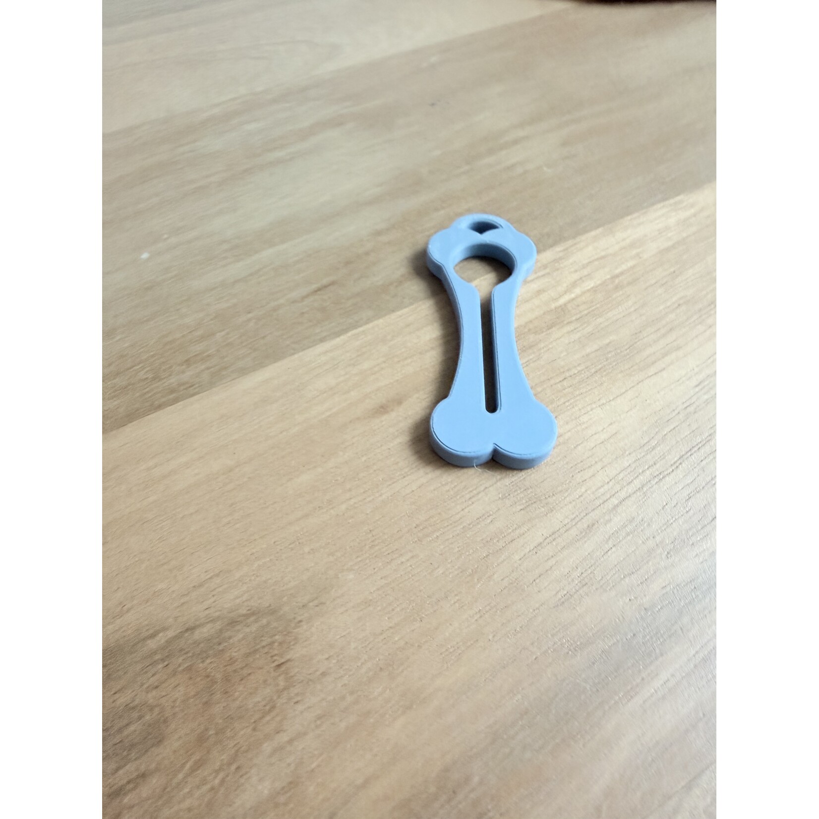 Hondenpoepzakklem – handig clipje voor gebruikte zakjes (match met leiband)
